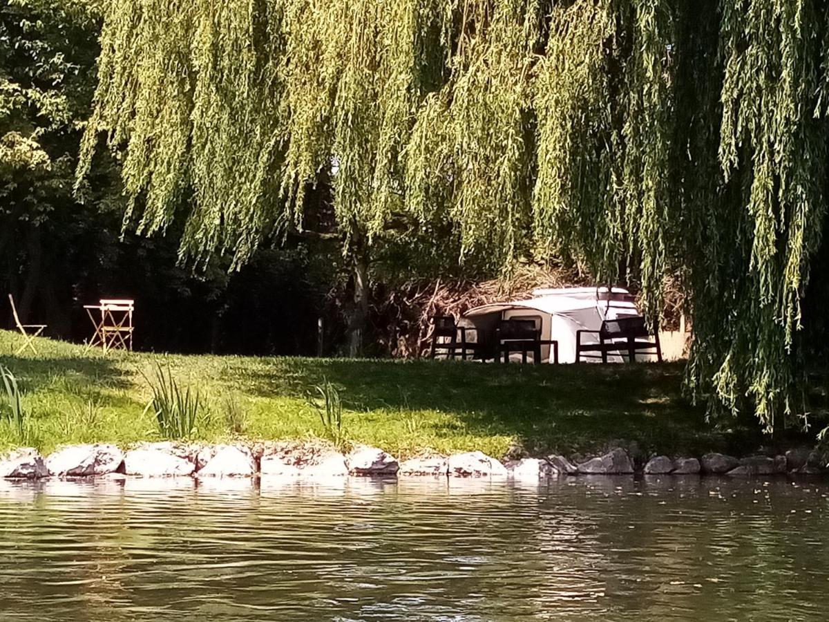 Havre De Paix Au Bords De L'Eure - Divers Hebergements Garennes-sur-Eure 外观 照片