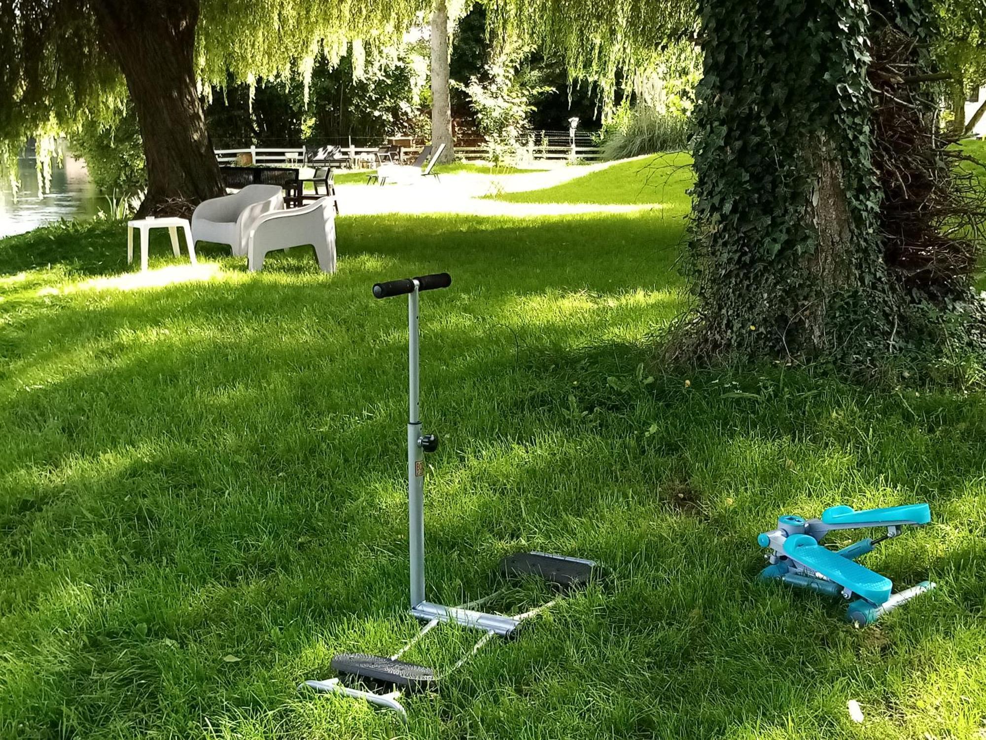 Havre De Paix Au Bords De L'Eure - Divers Hebergements Garennes-sur-Eure 外观 照片